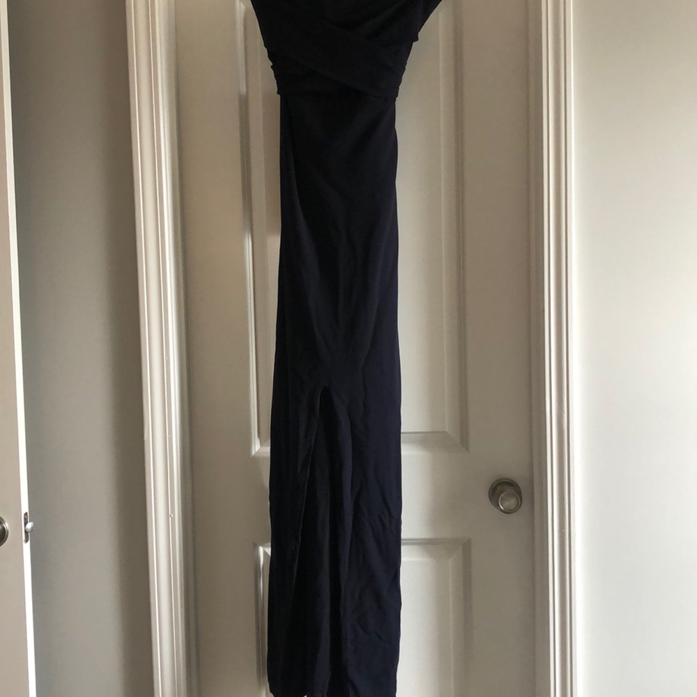 Long Formal dress - Picture 3 of 6